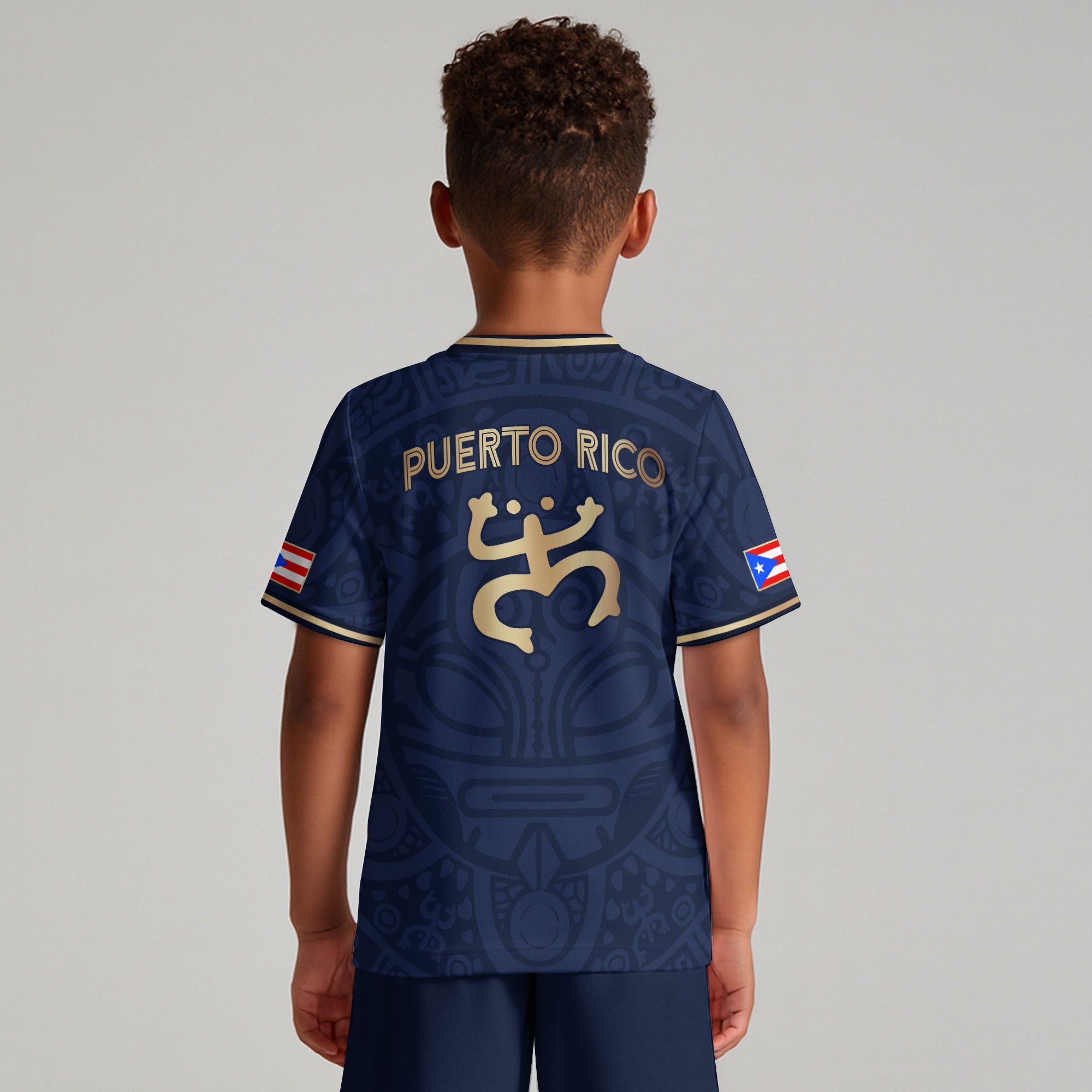 Camiseta de fútbol patriótica tribal boricua sol taíno coquí de Puerto Rico para niños y jóvenes, color dorado y azul marino