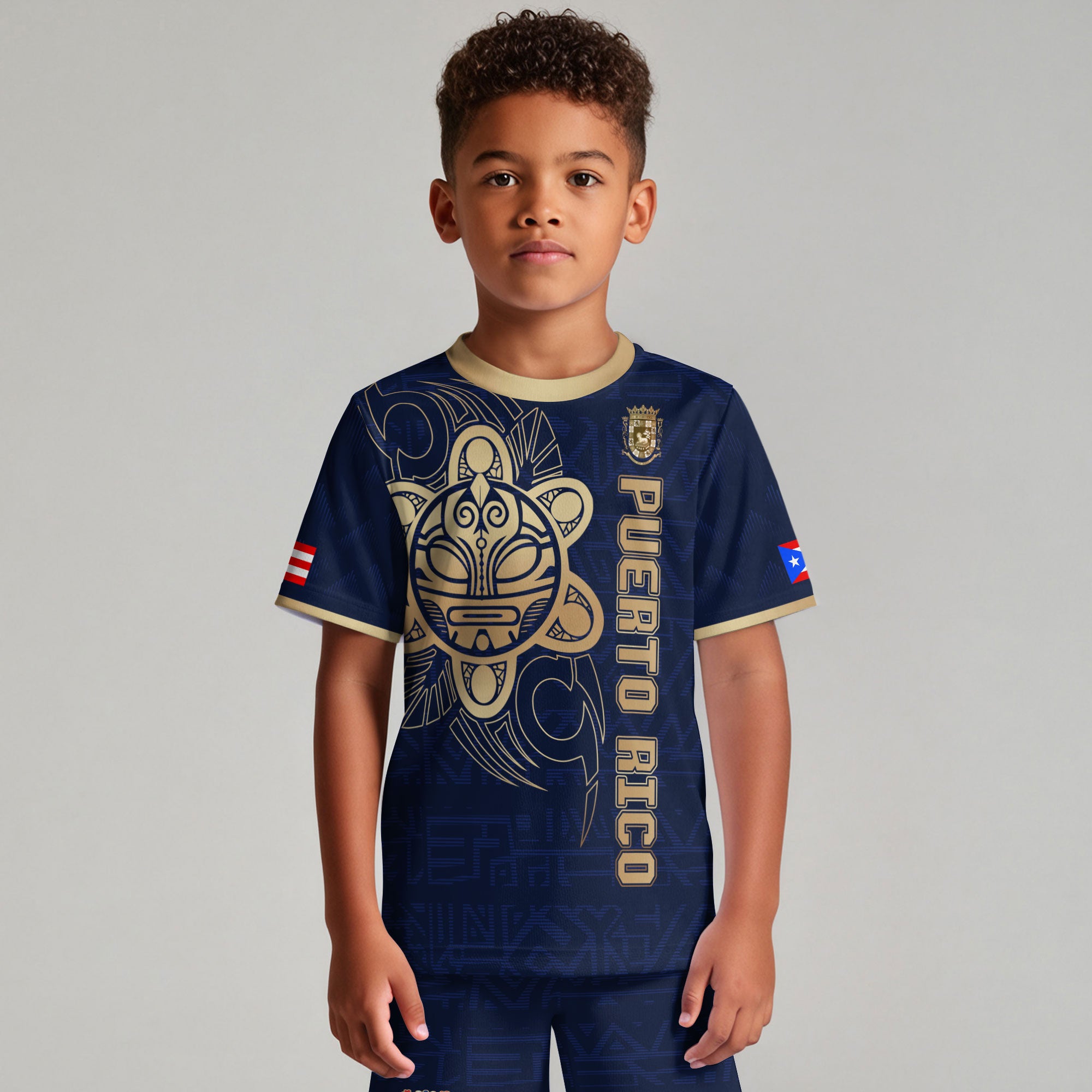 Camiseta de fútbol juvenil de Puerto Rico para niños, color dorado, azul marino, dios del sol taíno, herencia nacional boricua antigua